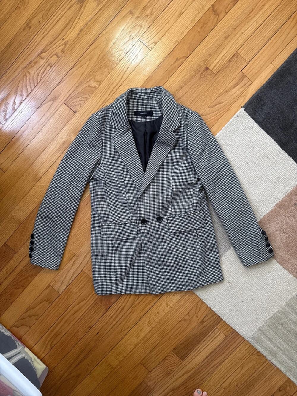 Black white houndstooth blazer jacket - size small
